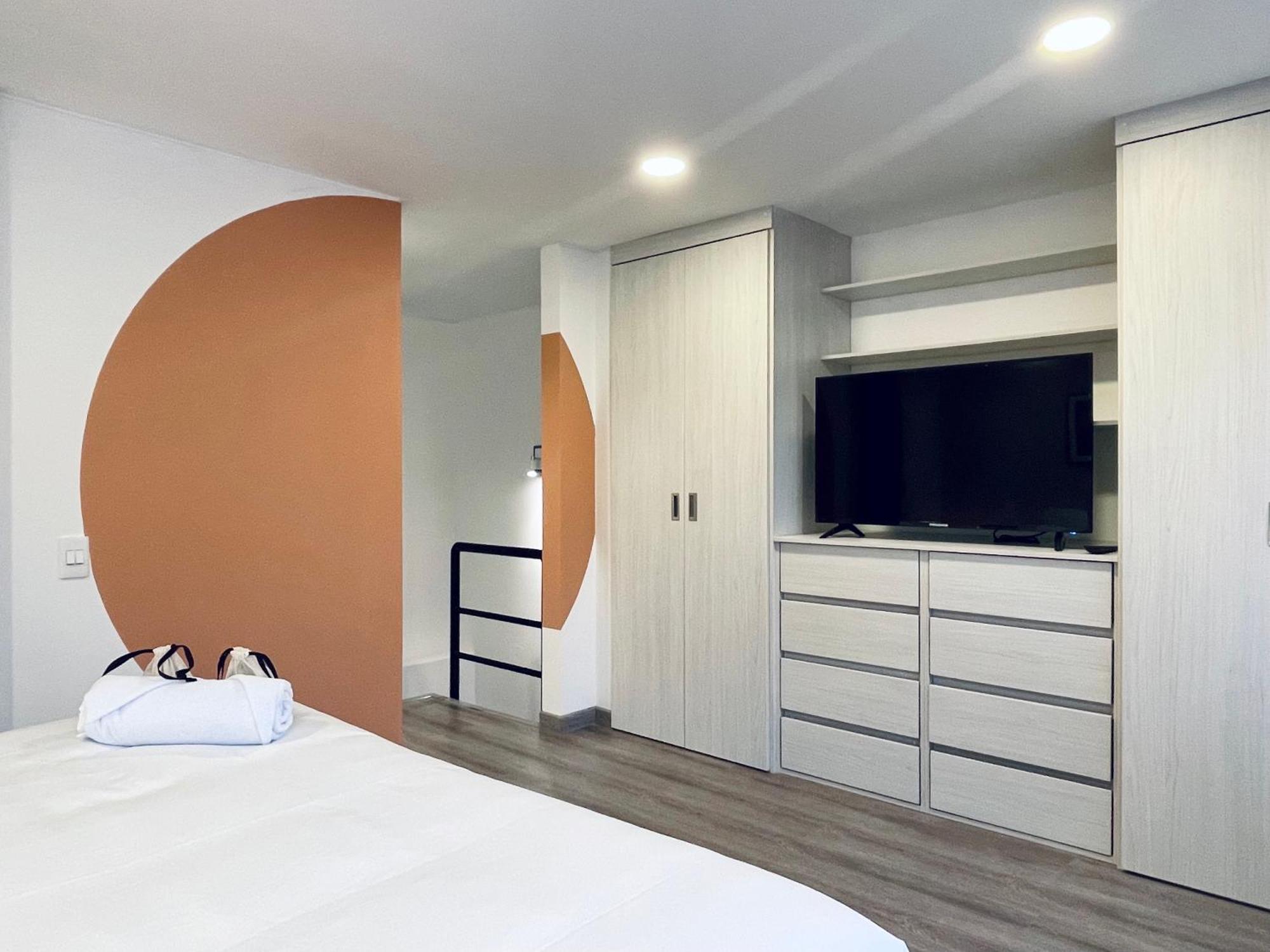 Palace By Wynwood House Apartment